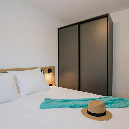 Oleander Urban Suites, High-speed Internet, At 250, Pet Friendly Trogir