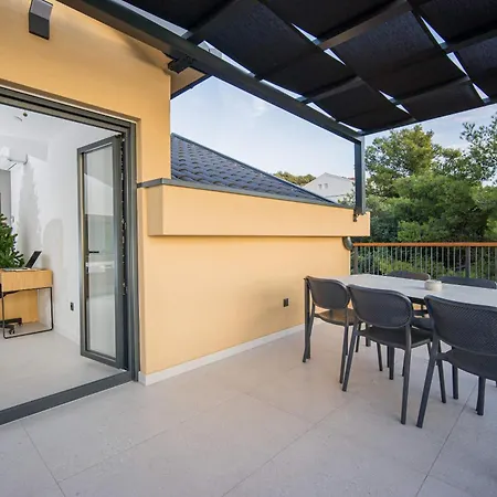 Oleander Urban Suites, High-speed Internet, At 250, Pet Friendly