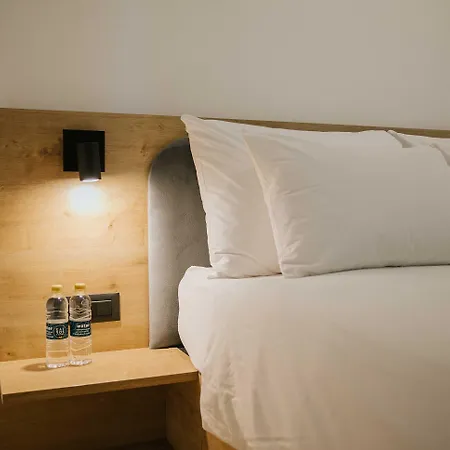 Oleander Urban Suites, High-speed Internet, At 250, Pet Friendly * Trogir