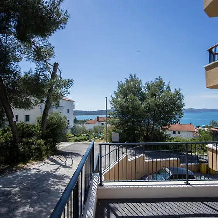Διαμέρισμα Oleander Urban Suites, High-speed Internet, At 250, Pet Friendly