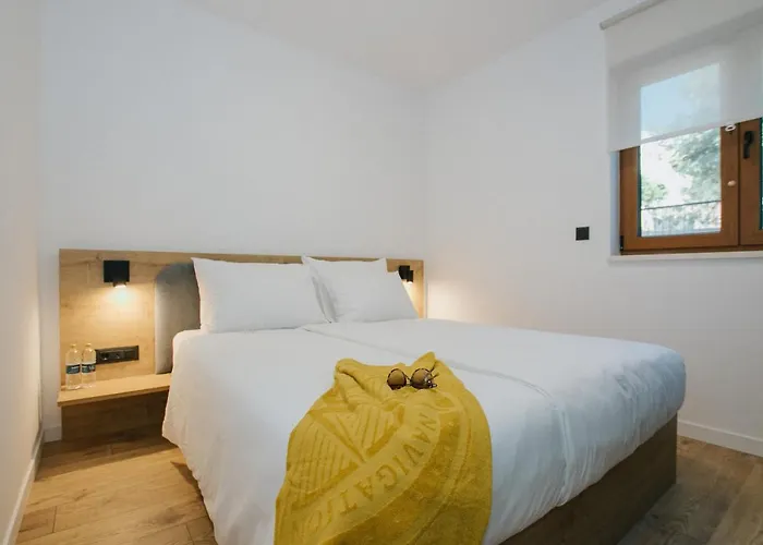 Oleander Urban Suites, High-speed Internet, At 250, Pet Friendly * Trogir
