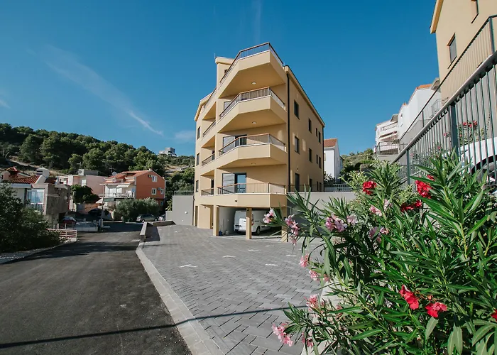 Oleander Urban Suites, High-speed Internet, At 250, Pet Friendly