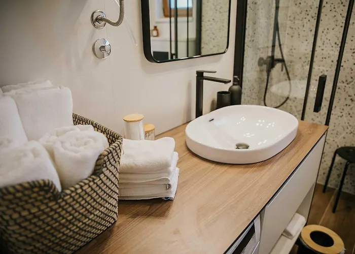 דירה Oleander Urban Suites, High-speed Internet, At 250, Pet Friendly